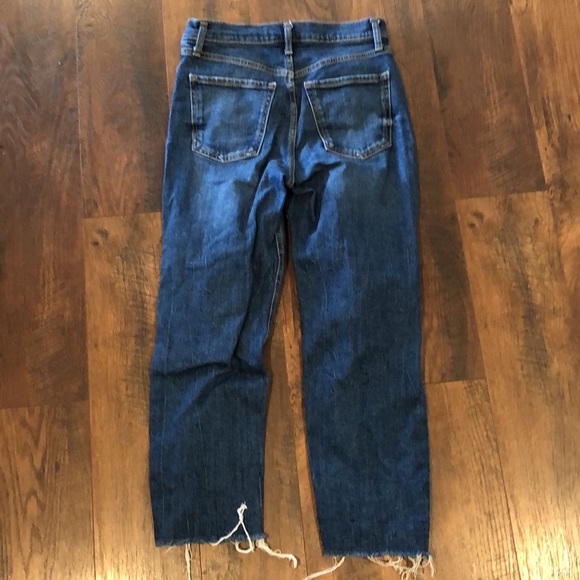 Old Navy Extra High-Rise Sky-Hi Straight Jeans - Picture 3 of 5